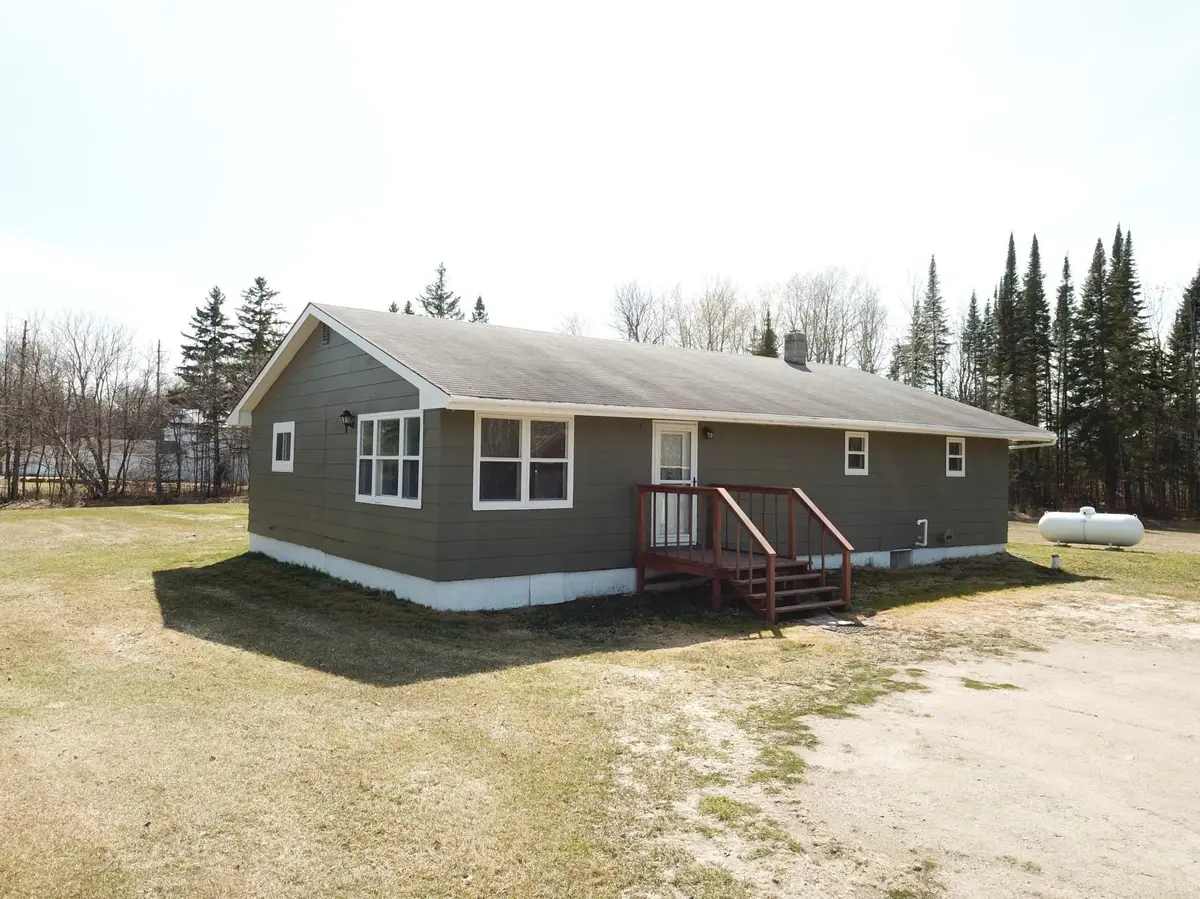 32653 580th AVE, Warroad, MN 56763