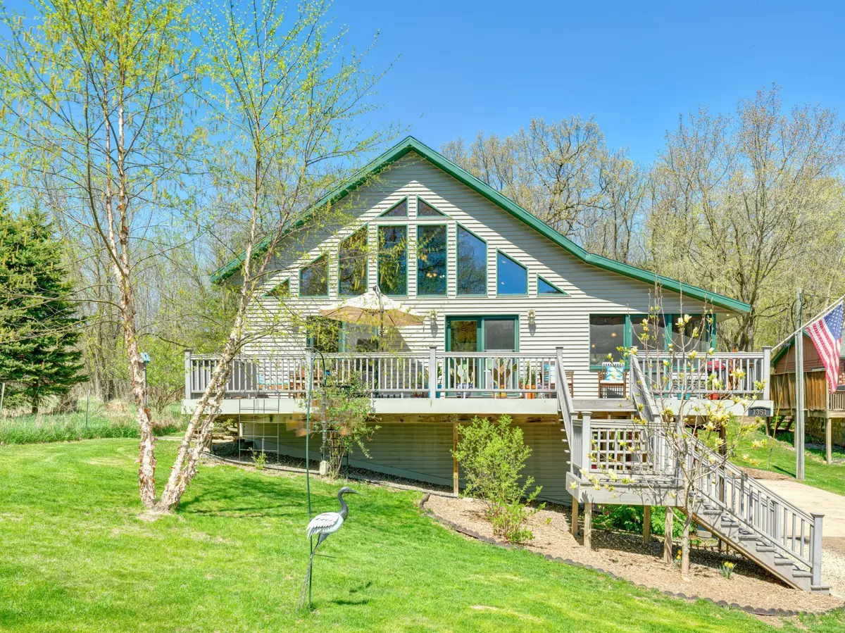 1351 Lone Pine LN, Garfield Twp, WI 54001