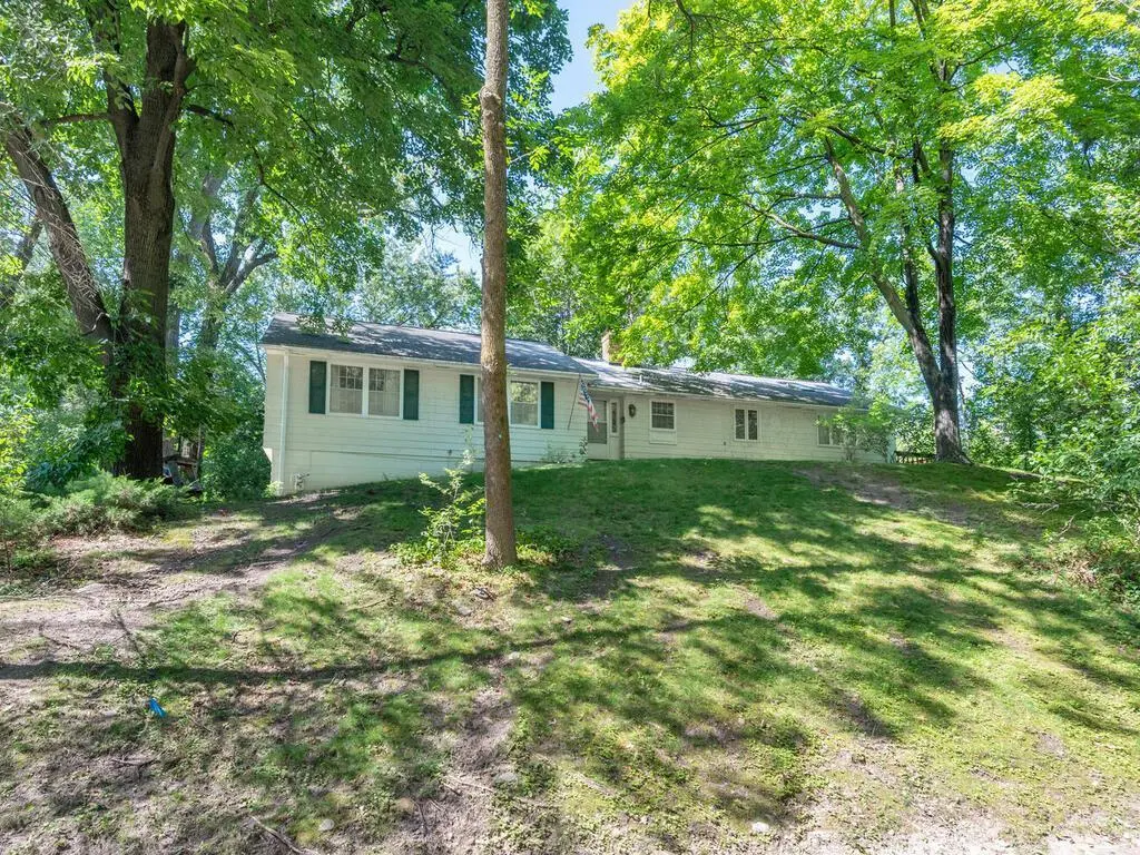 6600 Mohawk TRL, Edina, MN 55439