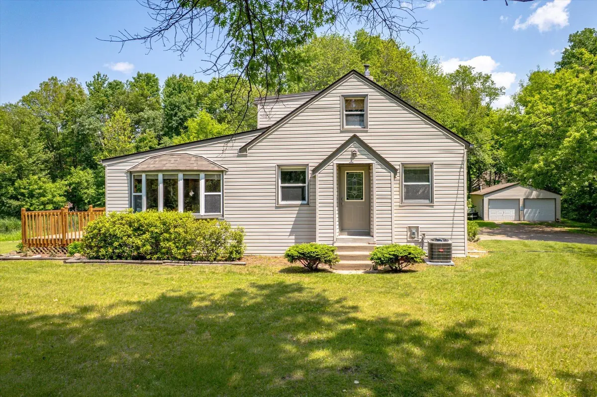 16957 E Lake Netta DR NE, Ham Lake, MN 55304