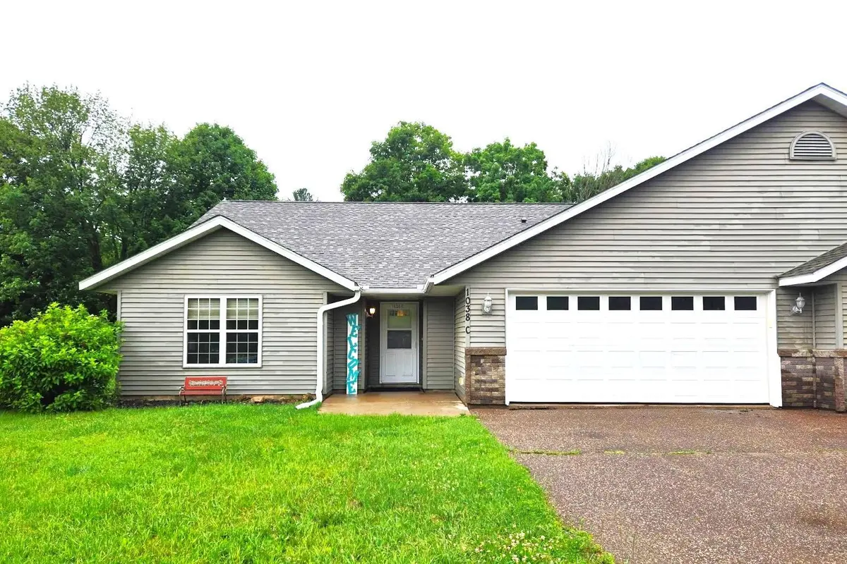 1038 Syme AVE #C, Cady Twp, WI 54013