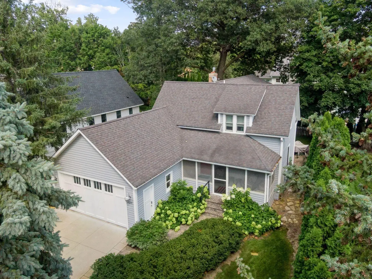 4295 Northern RD, Deephaven, MN 55331