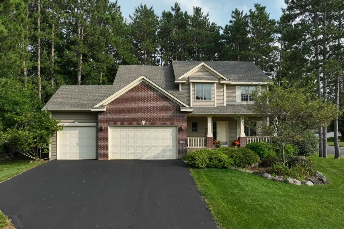 565 Pleasant DR, Prescott, WI 54021