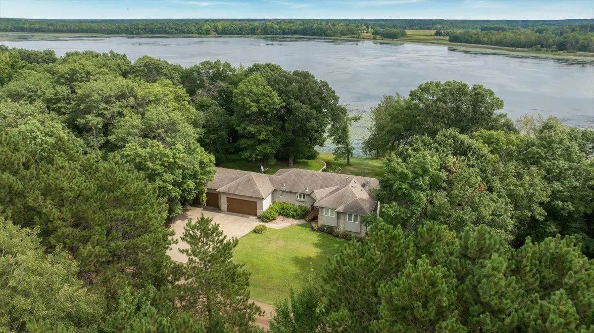 27737 Ventre DR NW, Spencer Brook Twp, MN 55040