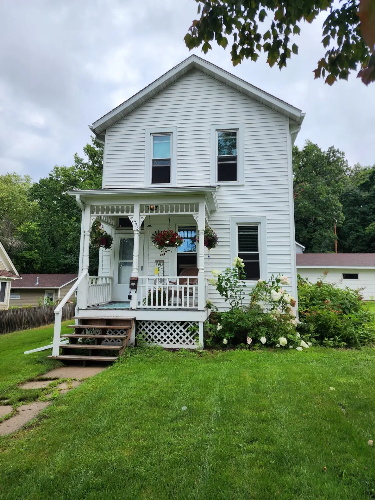 425 Minnesota ST, Red Wing, MN 55066
