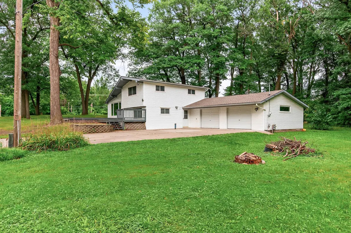 21555 Imperial AVE N, Forest Lake, MN 55025