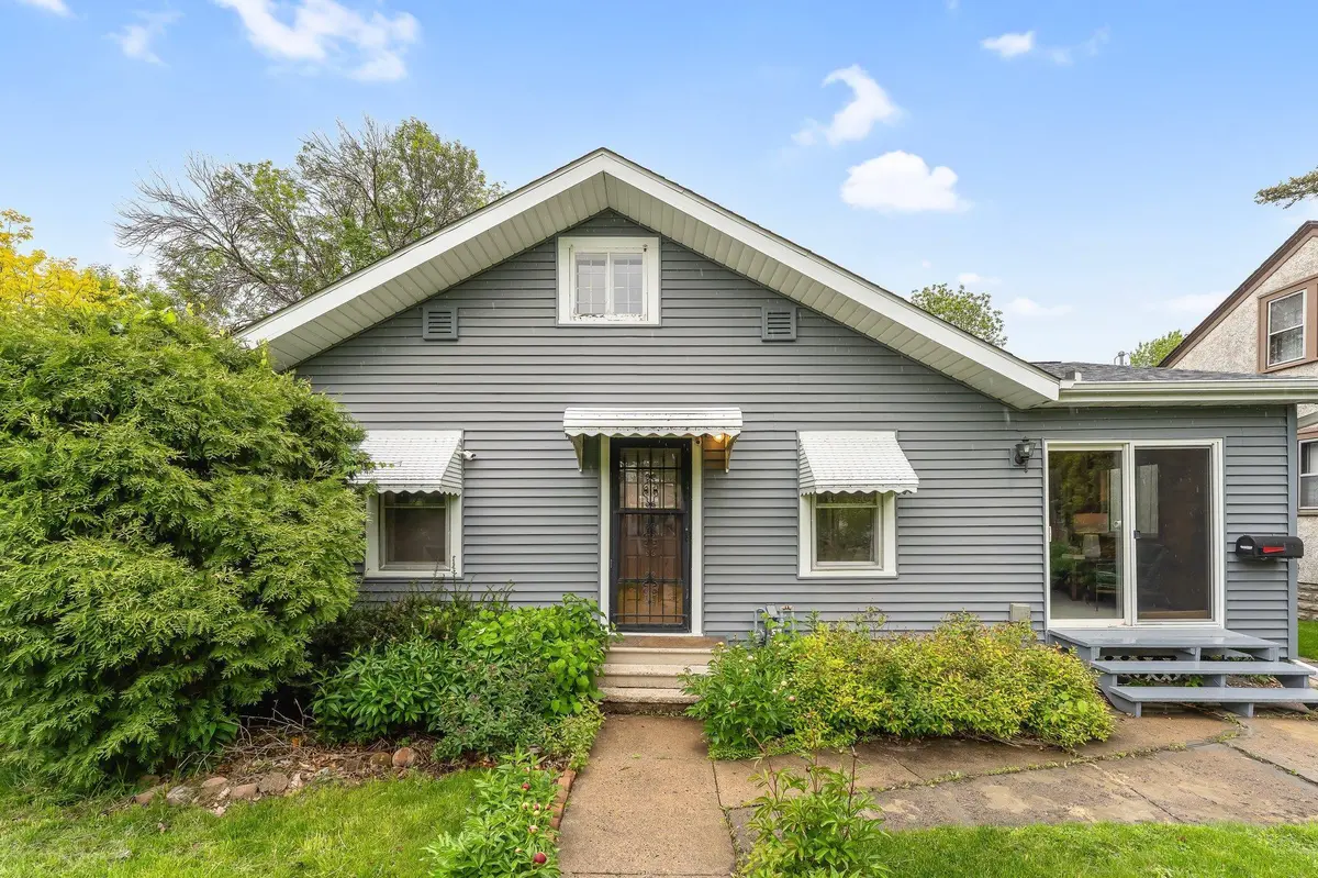 4234 Upton AVE N, Minneapolis, MN 55412
