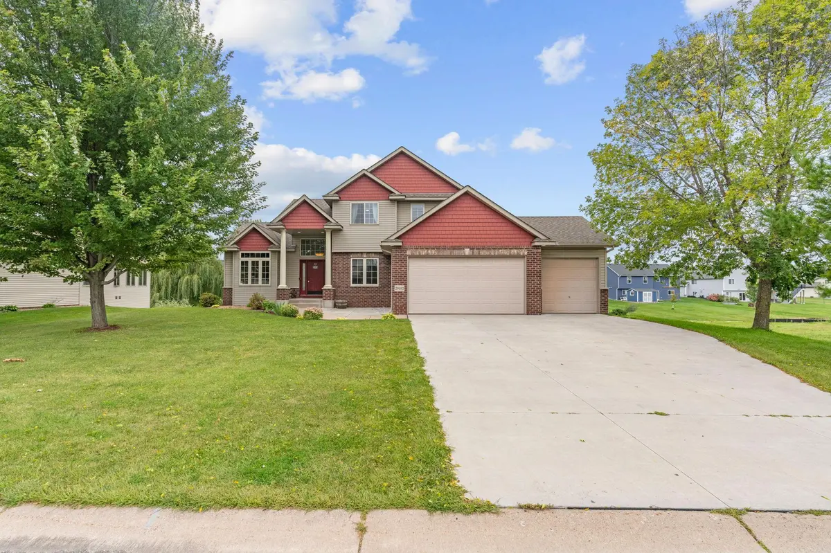 29192 Wildwood RD, Chisago City, MN 55013