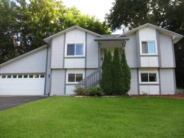 200 Mississippi DR, Monticello, MN 55362