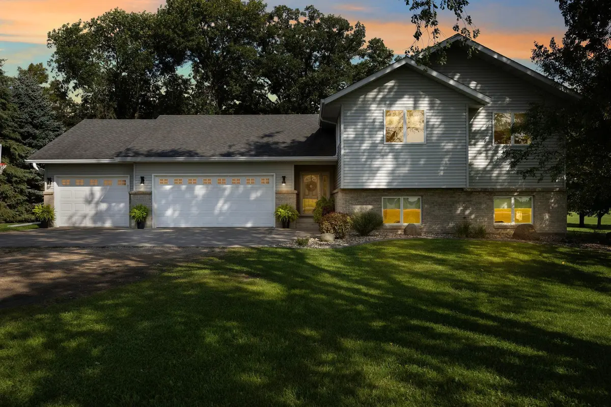 22242 Pheasant CT, Hutchinson Twp, MN 55350