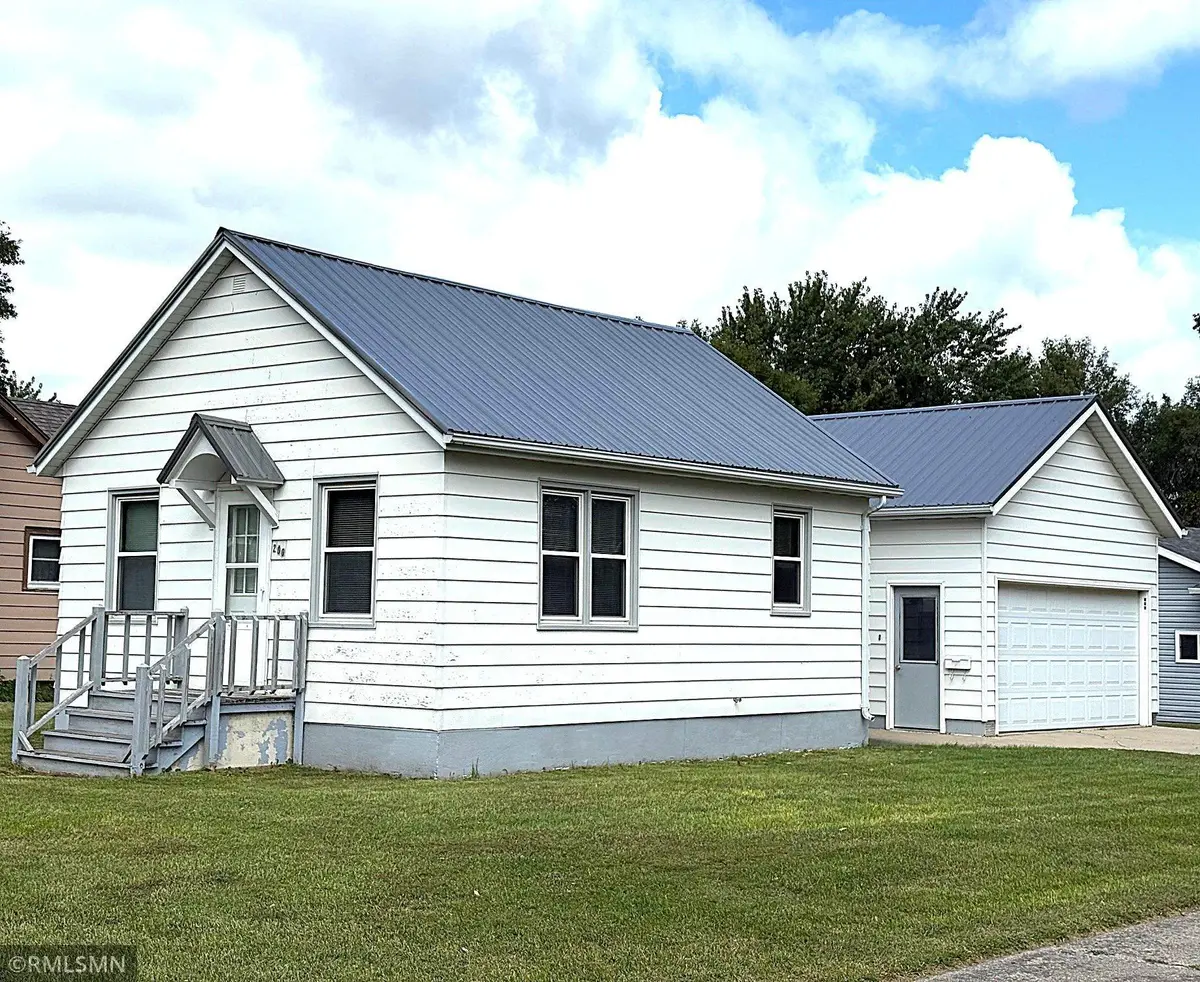 200 W 6th ST, Adrian, MN 56110