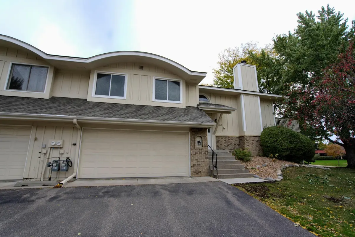 13667 84th PL N, Maple Grove, MN 55369