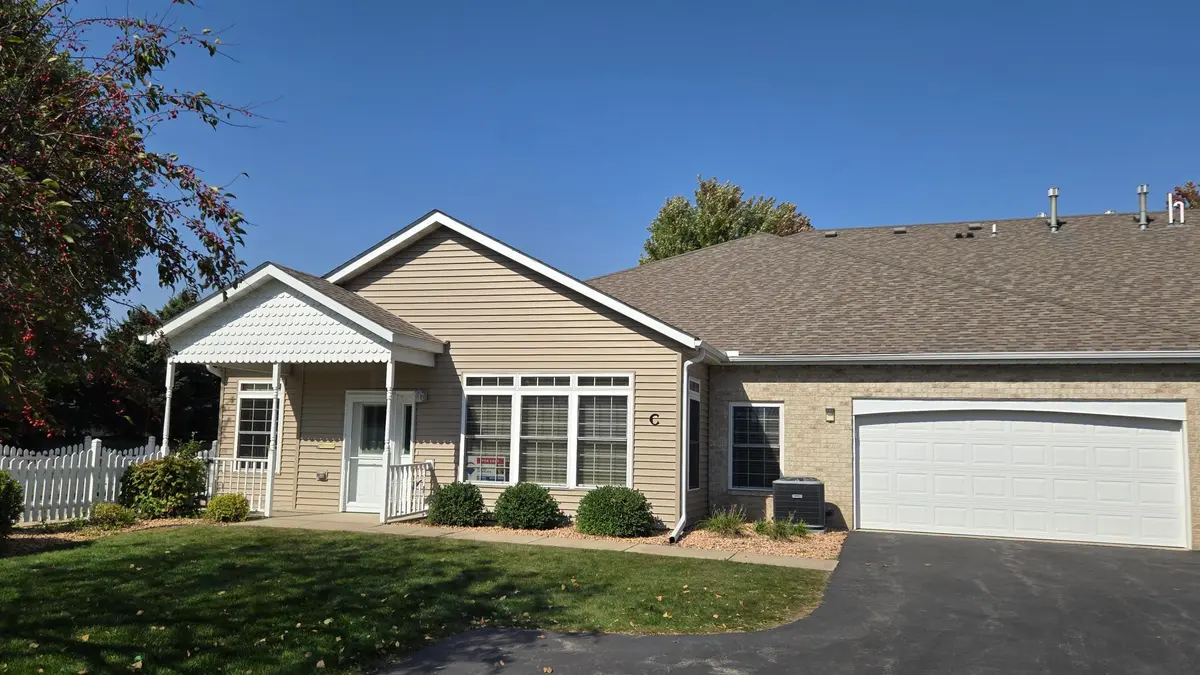 1905 Burr Oak DR #C, Austin, MN 55912