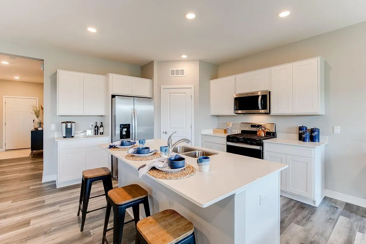 2495 Marsh View CT, Shakopee, MN 55379