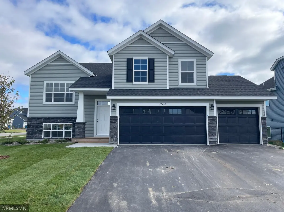 19953 English AVE N, Forest Lake, MN 55025