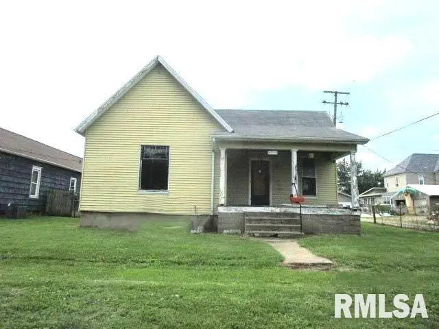 534 E MAPLE ST, Canton, IL 61520