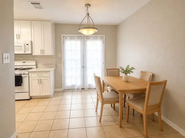 838 N Monroe ST #840, La Grange, TX 78945