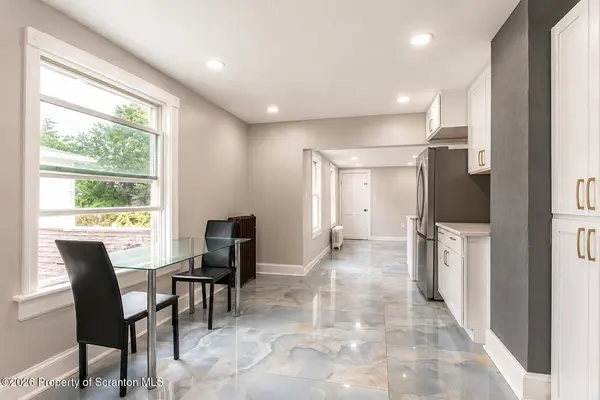 1729 Sanderson AVE #1729, Scranton, PA 18509