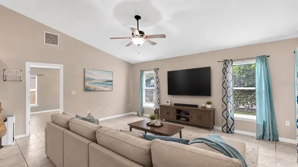 1176 PERCH DR, St Cloud, FL 34771