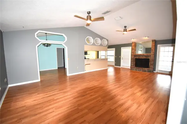 9109 QUEEN ELIZABETH CT, Orlando, FL 32818