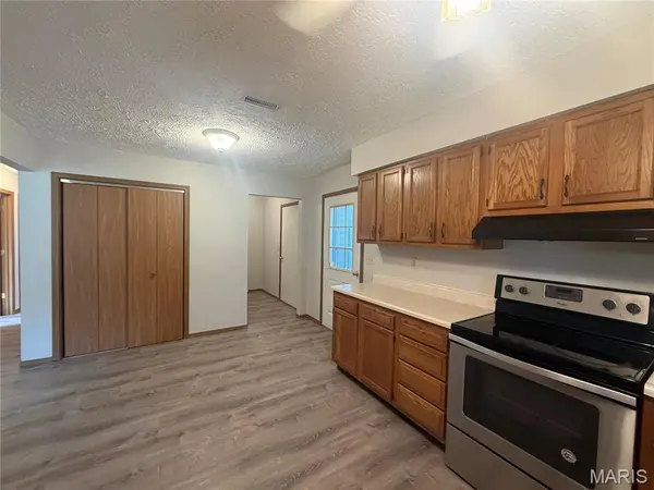 1005 W Pine ST, Jerseyville, IL 62052