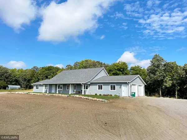 13796 State Highway 55 NW, Annandale, MN 55302