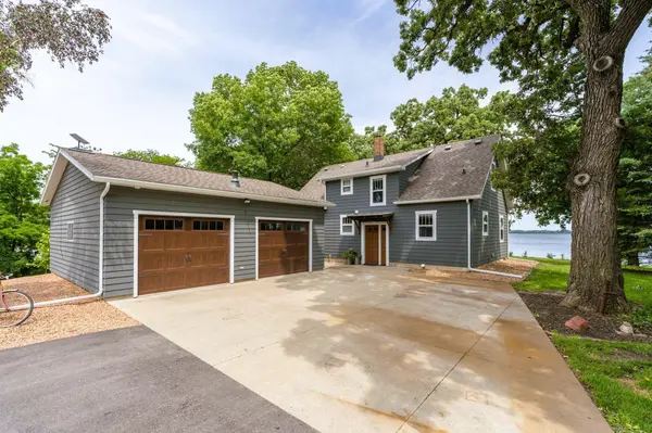 1208 Elm AVE E, Waseca, MN 56093