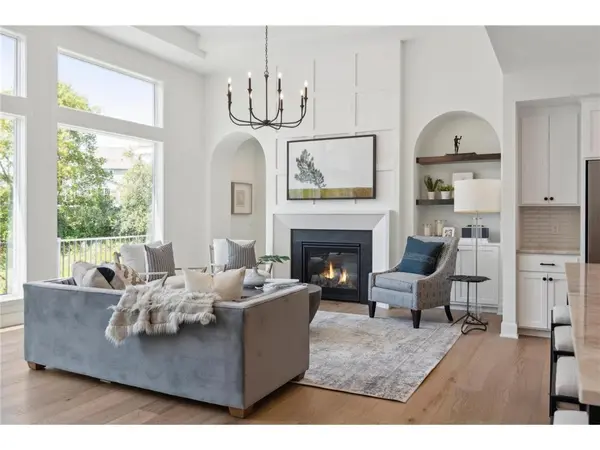 11104 Johnson RDG, Eden Prairie, MN 55347