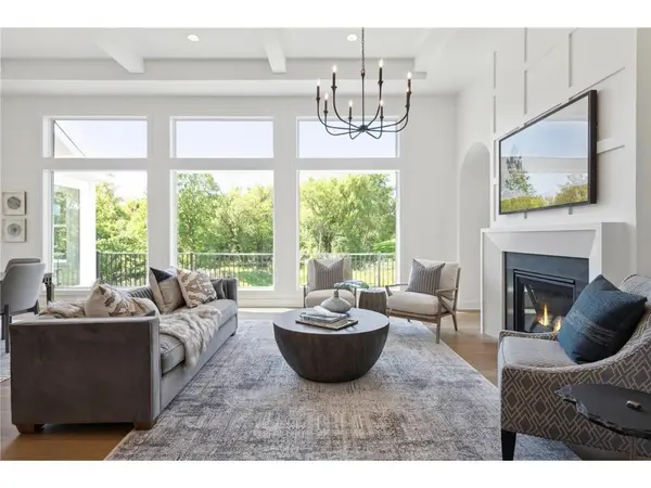11104 Johnson RDG, Eden Prairie, MN 55347