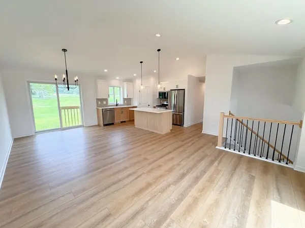 3665 18th ST SE, Rochester, MN 55904