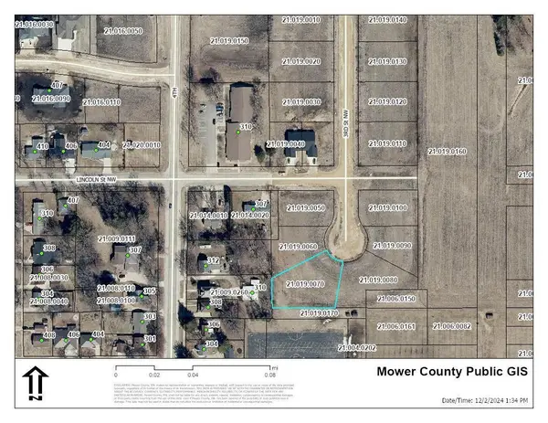 307 3rd Street NW,  Adams,  MN 55909