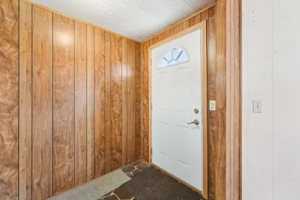 9624 Taylor ST NE, Blaine, MN 55434