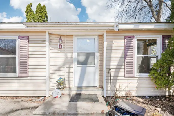 9624 Taylor ST NE, Blaine, MN 55434