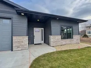 712 Maple Place, Northfield, MN 55057