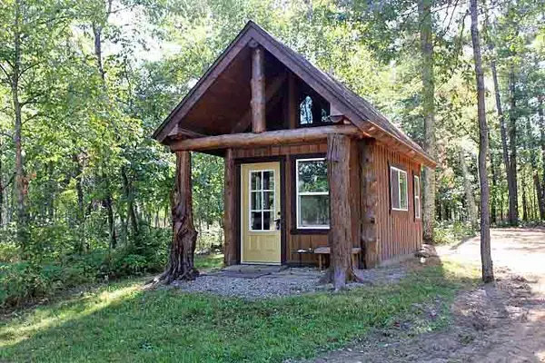 1562 72nd St SW, Pequot Lakes, MN 56472