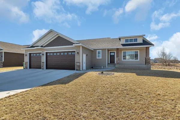 1410 Lavender AVE S, Sartell, MN 56377