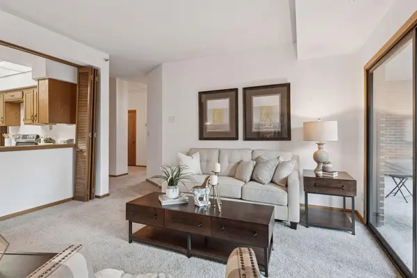 1235 Yale PL #207, Minneapolis, MN 55403