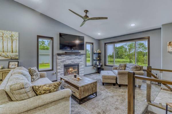 1459 Huron DR, Detroit Lakes, MN 56501