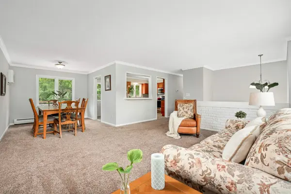 389 Edith DR, West Saint Paul, MN 55118