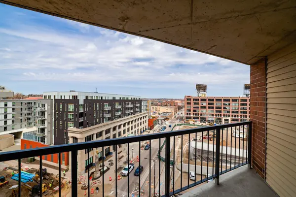 78 10th ST E #909, Saint Paul, MN 55101