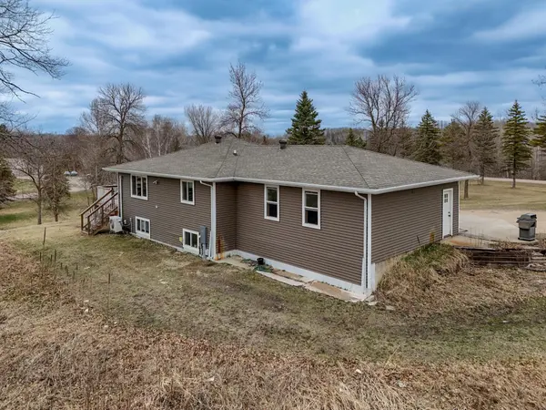 14868 Ridge Dr, Detroit Lakes, MN 56501