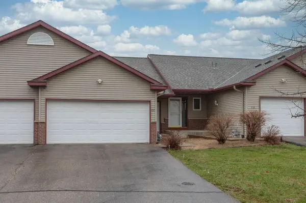 720 10th Street SW, Pine Island, MN 55963