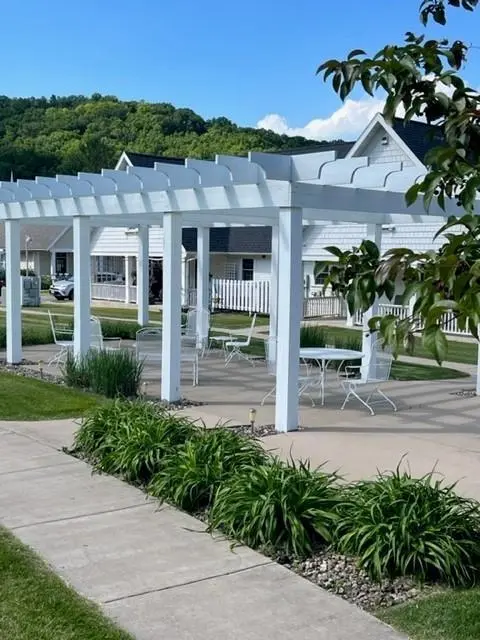 77 College RD, Winona, MN 55987