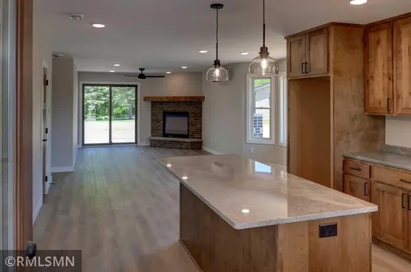 620 Pondhurst DR, Amery, WI 54001