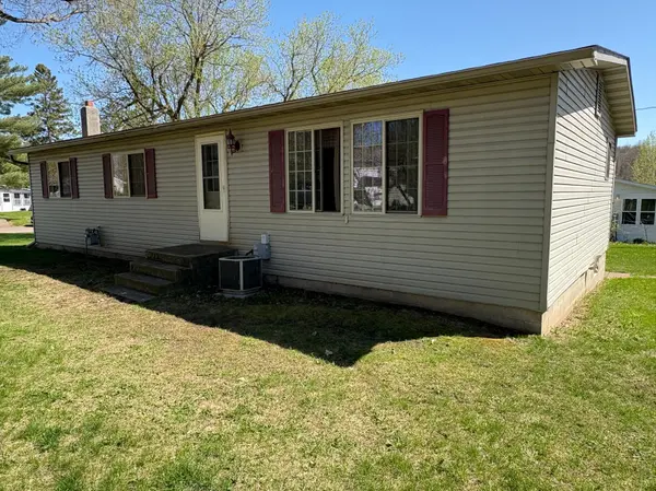 307 Deerwood LN S, Onamia, MN 56359