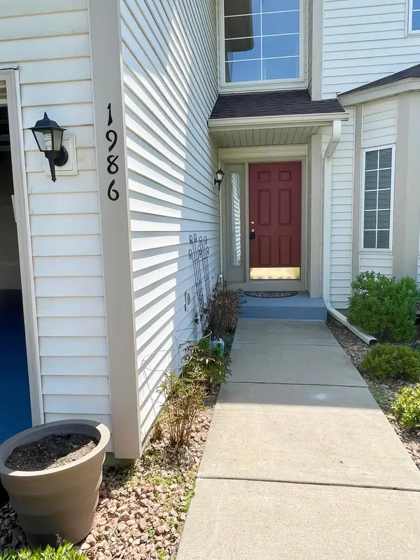 1986 Mathias RD, Shakopee, MN 55379