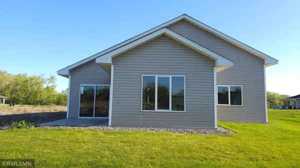 3137 Zuni Way NW, Anoka, MN 55303