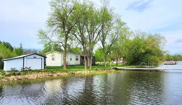 10412 Lakeside DR, Pine Lake Twp, MN 55735