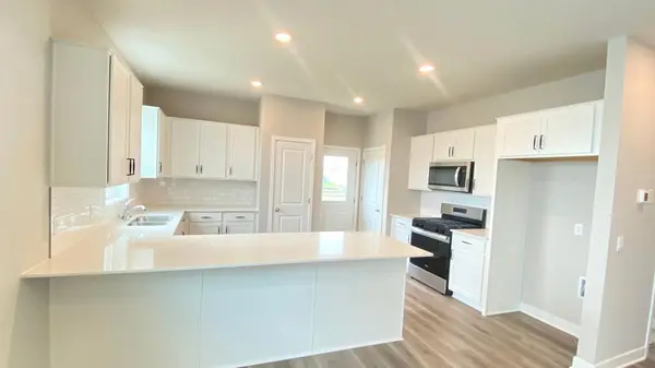 17022 Draper WAY, Lakeville, MN 55044