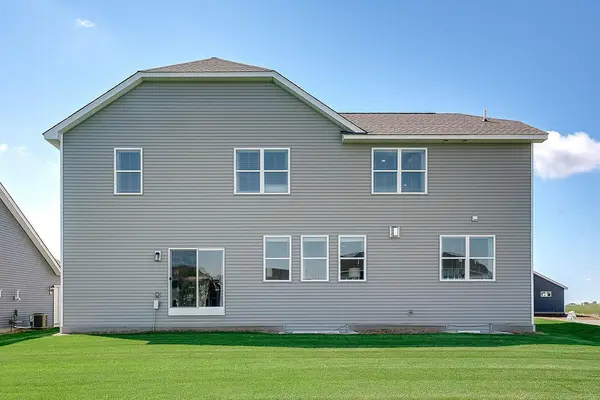 17090 Dimension AVE, Lakeville, MN 55044